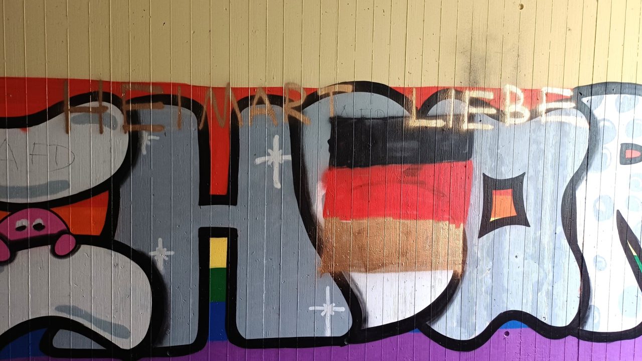 Überschmiertes Graffiti